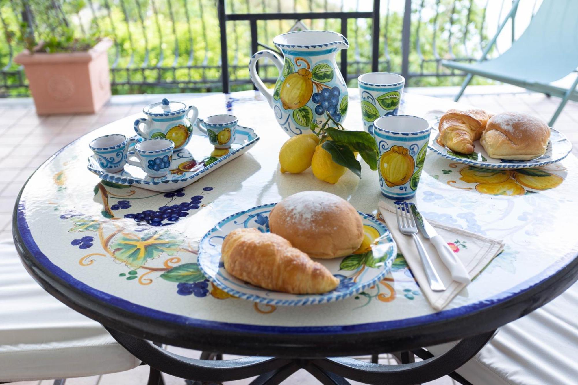 Casa Giosue - Your Home On The Amalfi Coast Конка-дей-Марини Экстерьер фото